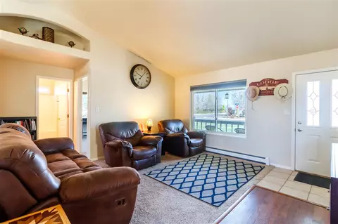 1100 Aquarius Ave, Fruita, CO 81521 photo 4