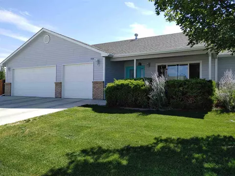 938 Elberta Dr, Fruita, CO 81521 photo 2