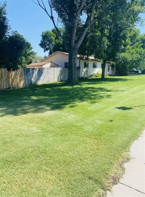 1087 E Grand Ave, Fruita, CO 81521 photo 3