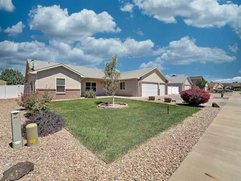 435 W Sunset Dr, Fruita, CO 81521 photo 4