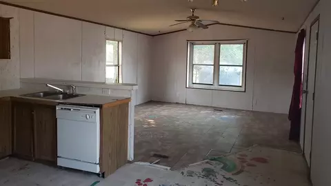 546 Beaman Ave, De Beque, CO 81630 photo 2