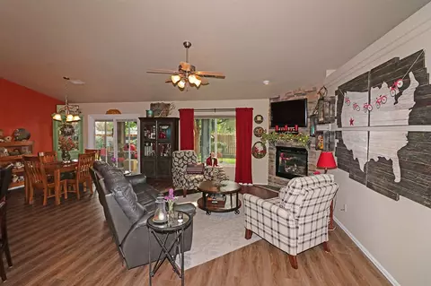 672 Silver Plume Dr, Fruita, CO 81521 photo 2