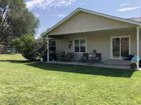 210 SE Cherry Ct, Cedaredge, CO 81413 photo 6