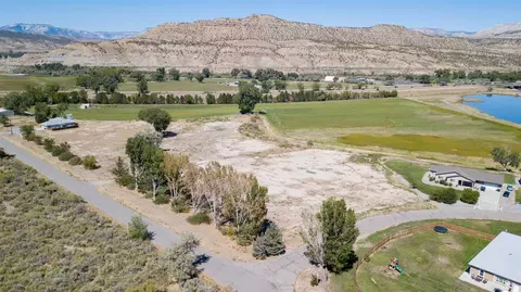 4622 W Rd, De Beque, CO 81630 photo 4