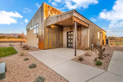 453 Red River Loop, Clifton, CO 81520 photo 1