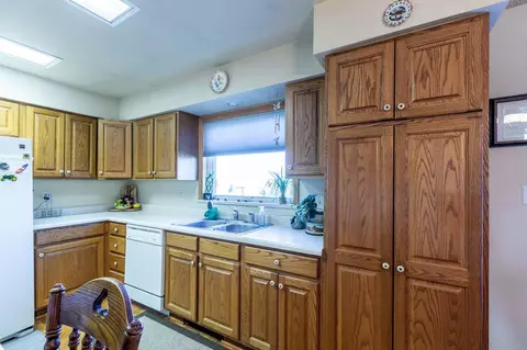 4556 W Rd, De Beque, CO 81630 photo 5