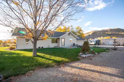 4556 W Rd, De Beque, CO 81630 photo 1