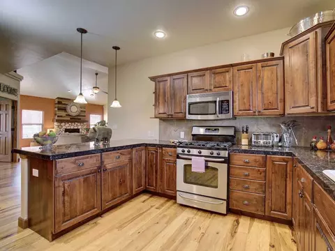 875 Mahogany St, Fruita, CO 81521 photo 3