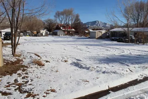 480 Greig Ave, De Beque, CO 81630 photo 2
