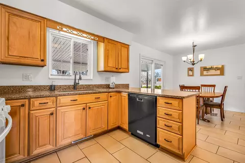 597 Rambling Rd, Grand Junction, CO 81507 photo 3