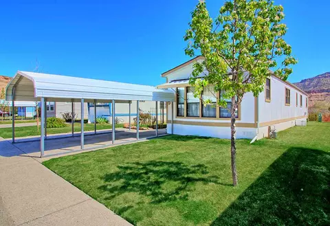105 E 8th St #5, Palisade, CO 81526 photo 2