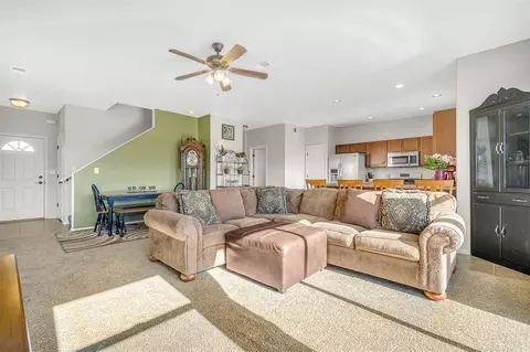 558 Wright St, Clifton, CO 81520 photo 2