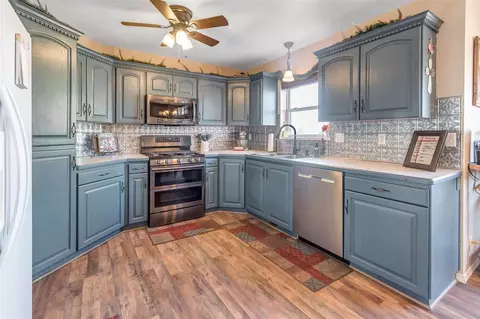 606 S Stanolind Ave, Rangely, CO 81648 photo 11