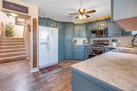 606 S Stanolind Ave, Rangely, CO 81648 photo 12
