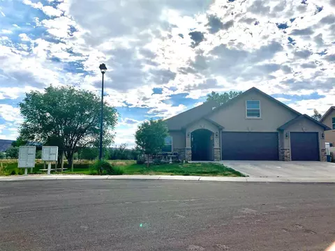 413 Satterfield Ave, Fruita, CO 81521 photo 2