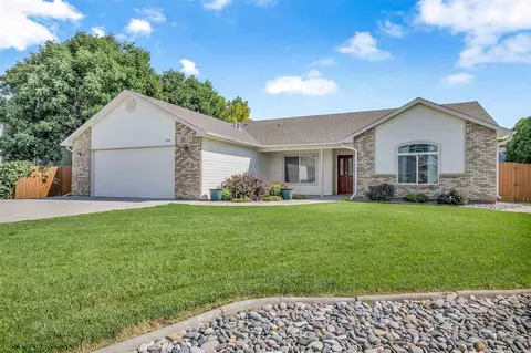 206 W Sunset Dr, Fruita, CO 81521 photo 2