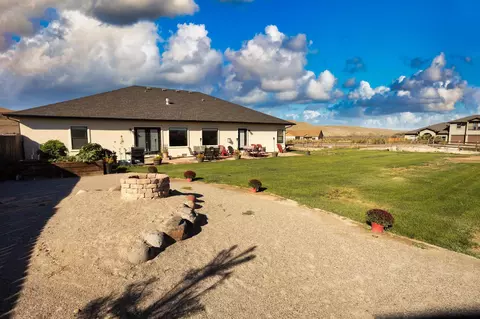 830 Slickrock Dr, Mack, CO 81525 photo 3