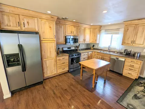 110 W Rio Blanco Ave, Rangely, CO 81648 photo 4