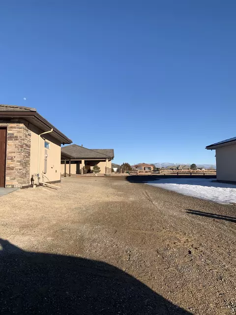 1360 Lakeview Pl, Fruita, CO 81521 photo 3