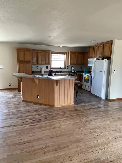 568 Greig Ave, De Beque, CO 81630 photo 2