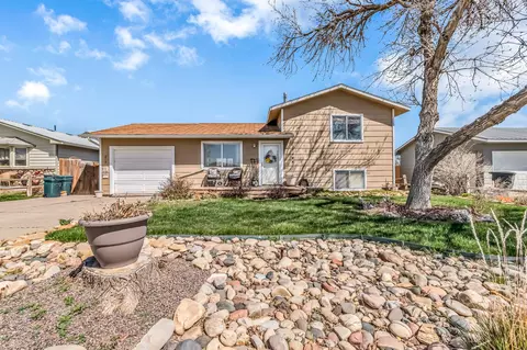 210 E Rangely Ave, Rangely, CO 81648 photo 2