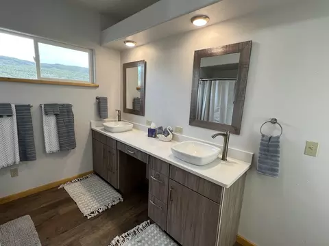 Bath - 51657 Ke Rd, Mesa, CO 81643 photo 1 of 2
