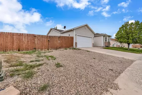1217 Sunridge Ave, Rangely, CO 81648 photo 2