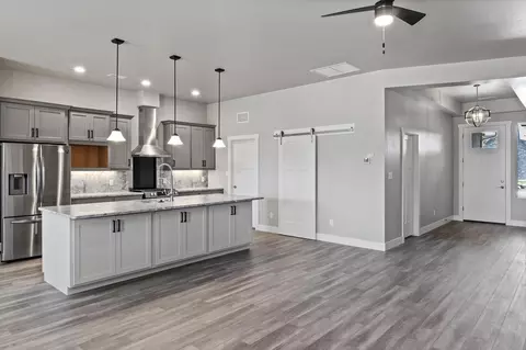 933 Red Globe Dr, Fruita, CO 81521 photo 6