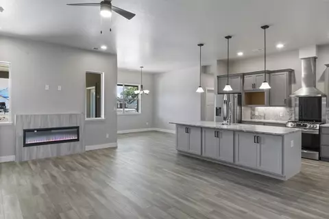 933 Red Globe Dr, Fruita, CO 81521 photo 5