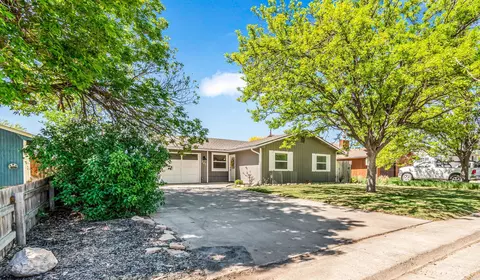207 E Raven Ave, Rangely, CO 81648 photo 3