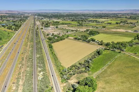 924 19 Rd, Fruita, CO 81521 photo 3