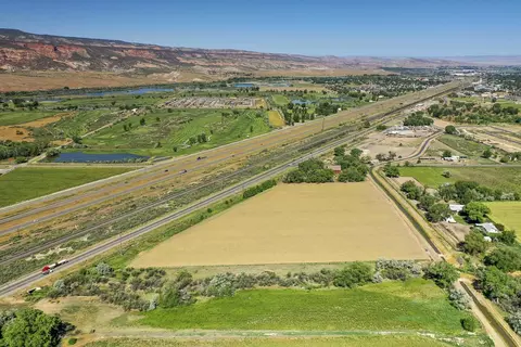 924 19 Rd, Fruita, CO 81521 photo 2
