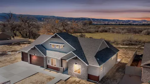 937 Cresthaven Dr, Fruita, CO 81521 photo 2