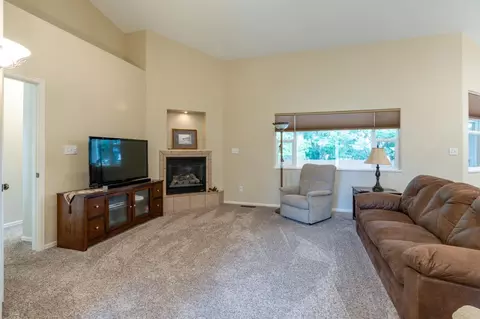 977 S Pine St, Fruita, CO 81521 photo 9