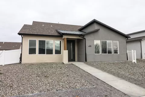 1747 Iron Dr, Fruita, CO 81521 photo 1