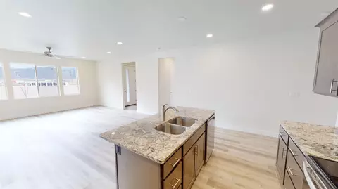 1747 Iron Dr, Fruita, CO 81521 photo 9