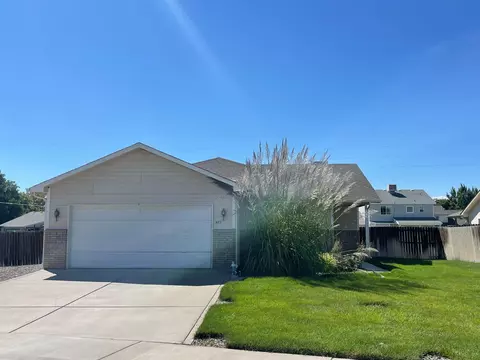 671 Pinyon Dr, Fruita, CO 81521 photo 1