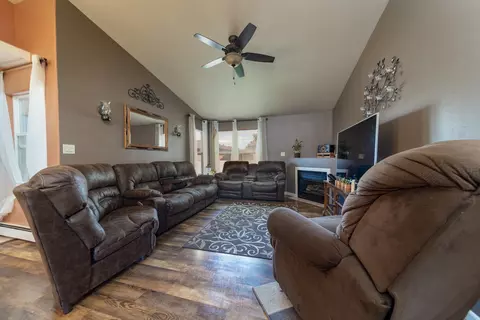 1151 Breeze Dr, Fruita, CO 81521 photo 3