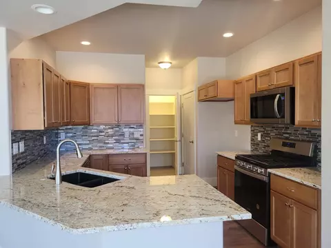 1240 Periwinkle Ct, Fruita, CO 81521 photo 3