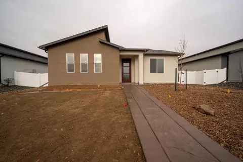 1707 Iron Dr, Fruita, CO 81521 photo 1