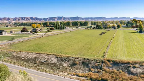 1762 Lucki Dr, Fruita, CO 81521 photo 2