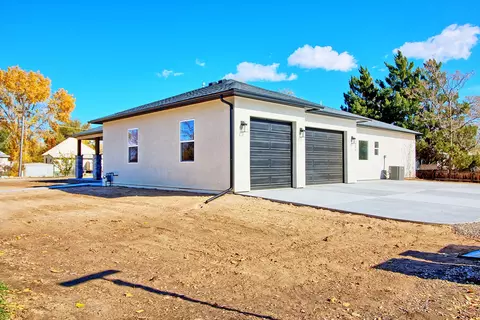 505 E Harrison Ave, Fruita, CO 81521 photo 2