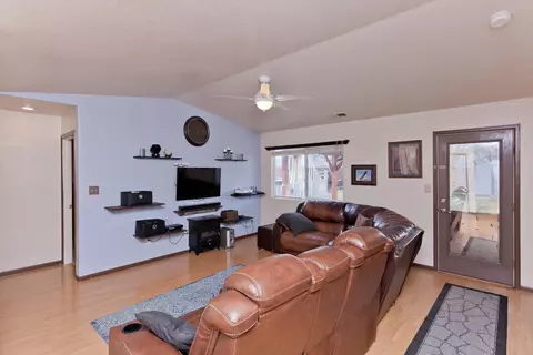 231 Narrow Leaf Dr, Fruita, CO 81521 photo 4