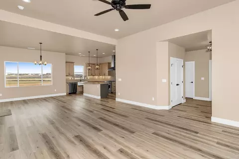 1656 8 Rd, Mack, CO 81525 photo 8