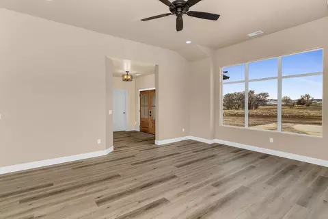 1656 8 Rd, Mack, CO 81525 photo 9