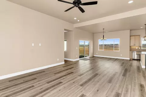 1656 8 Rd, Mack, CO 81525 photo 6