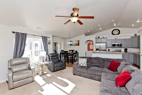 944 Malachite Dr, Fruita, CO 81521 photo 3