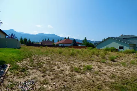 64 Talon Trl, Parachute, CO 81635