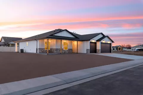 931 Golden Jubilee Dr, Fruita, CO 81521