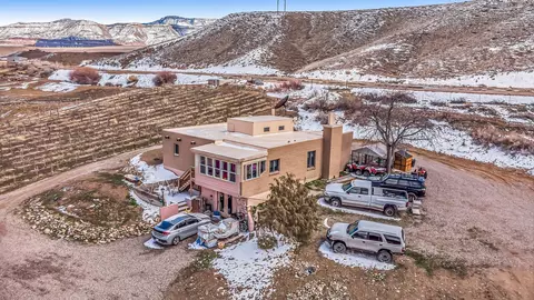 3553 12 E Rd, Palisade, CO 81526